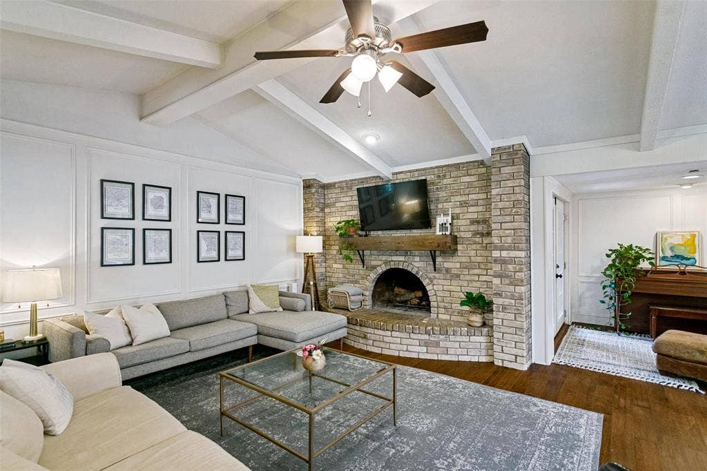 2736 Grandview Drive, Plano, TX 75075 2736 Grandview Drive, Plano, TX 75075