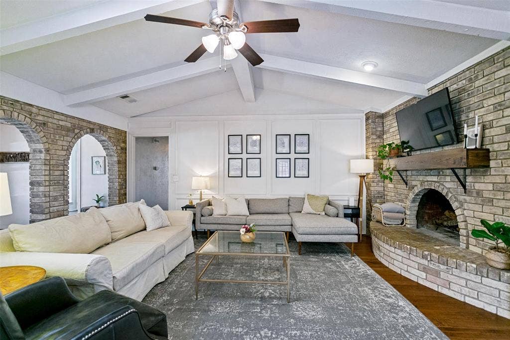 2736 Grandview Drive, Plano, TX 75075 2736 Grandview Drive, Plano, TX 75075