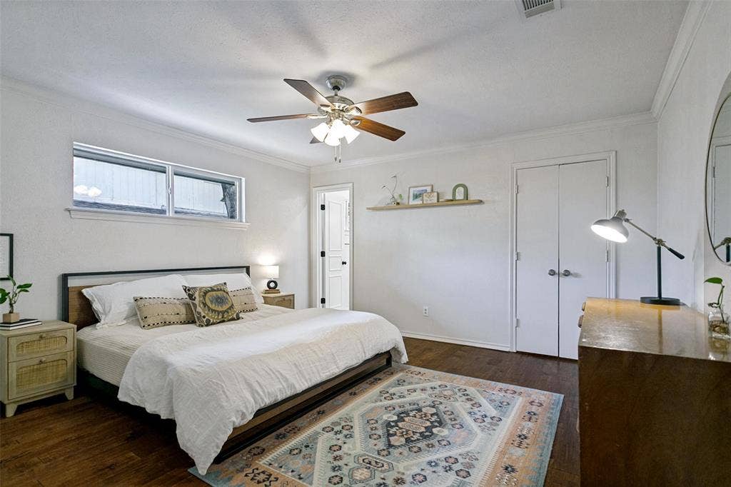 2736 Grandview Drive, Plano, TX 75075 2736 Grandview Drive, Plano, TX 75075