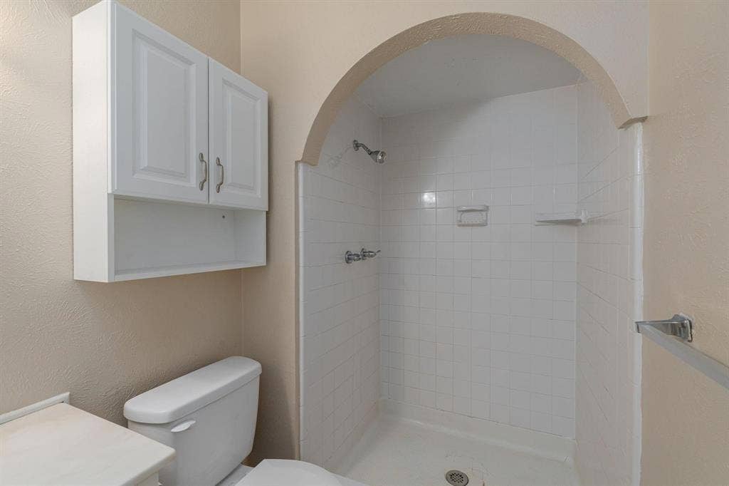 1201 Whitehall Drive, Plano, TX 75023 1201 Whitehall Drive, Plano, TX 75023