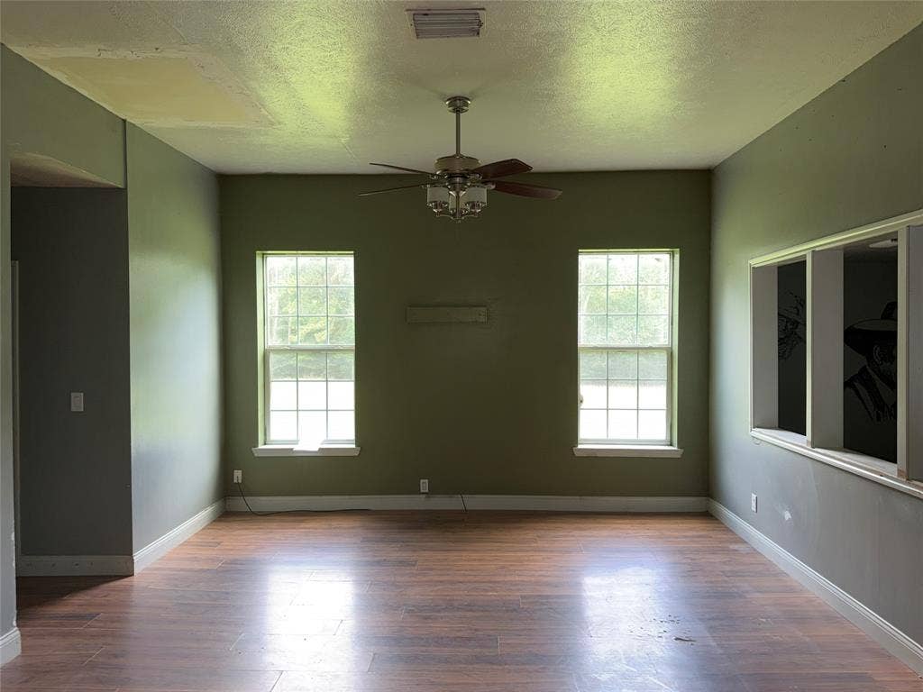 2071 W Point Tap Road, Palestine, TX 75803 2071 W Point Tap Road, Palestine, TX 75803