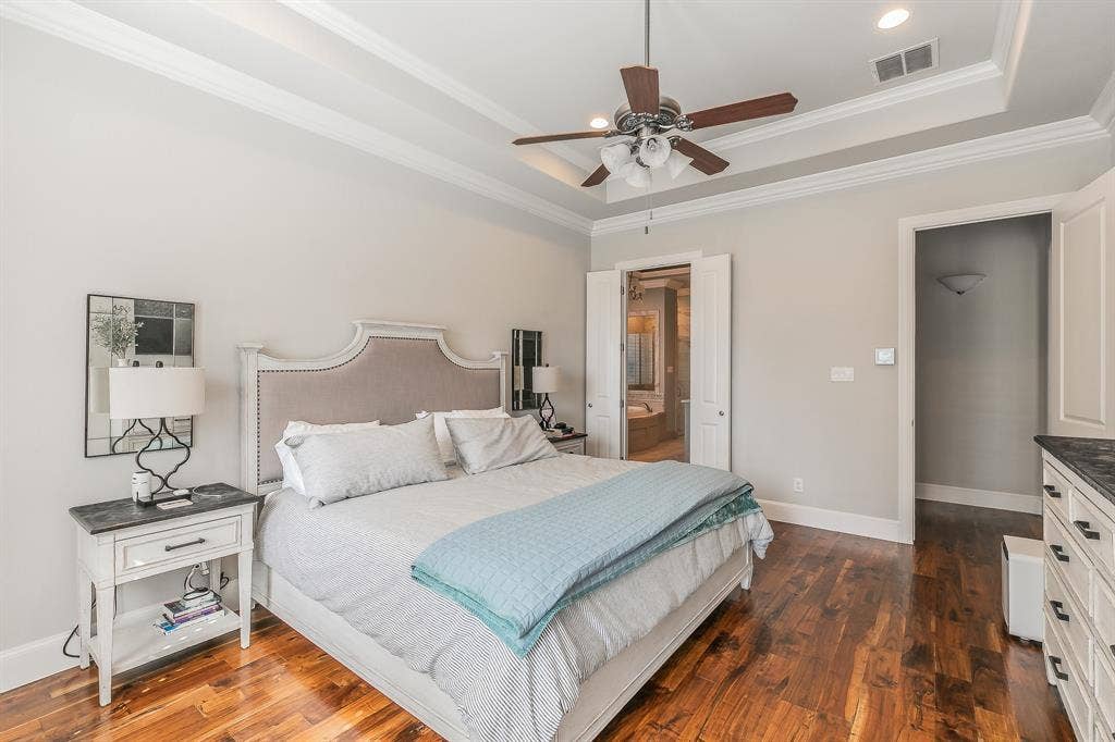 313 Elkhorn Trail, Keller, TX 76248 Tray ceiling with recessed lighting and crown molding