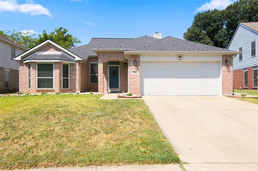 Property photo for 7105 Isle Royale Drive, Fort Worth, TX