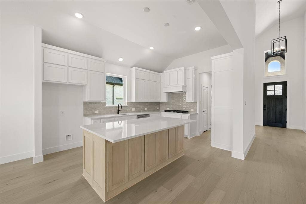 1610 Whisperwood- Kitchen-2