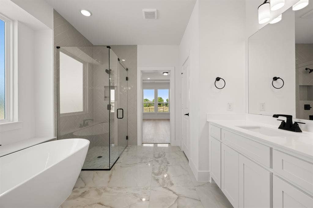 1610 Whisperwood- Primary Suite-6