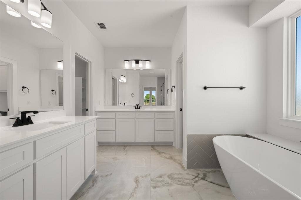 1610 Whisperwood- Primary Suite-3