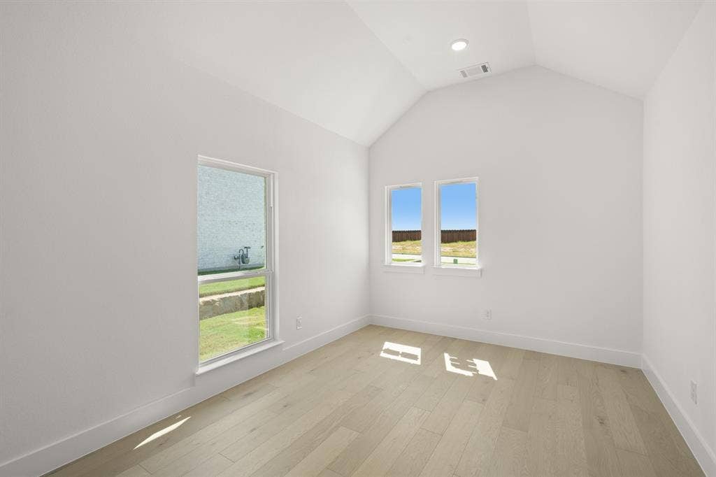1610 Whisperwood- Flex Space-1