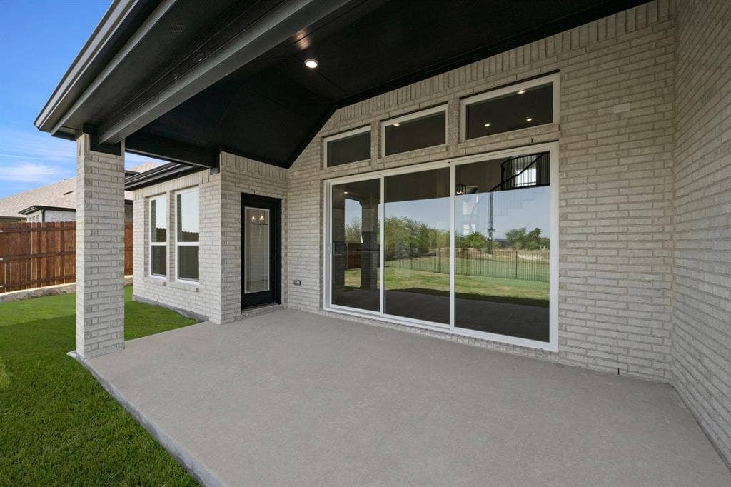 1610 Whisperwood- Back-3
