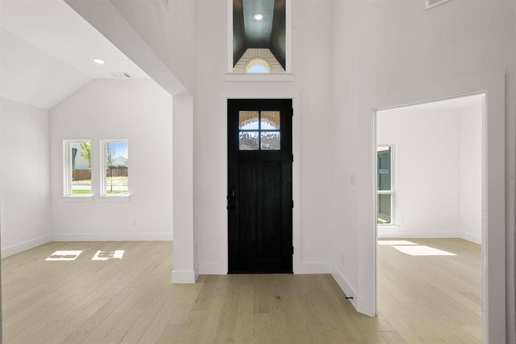 1610 Whisperwood- Entry-1