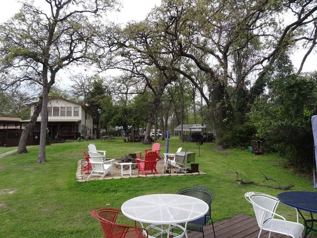 2052 Kanakoa Dr North, Tool, TX 75143 2052 Kanakoa Dr North, Tool, TX 75143