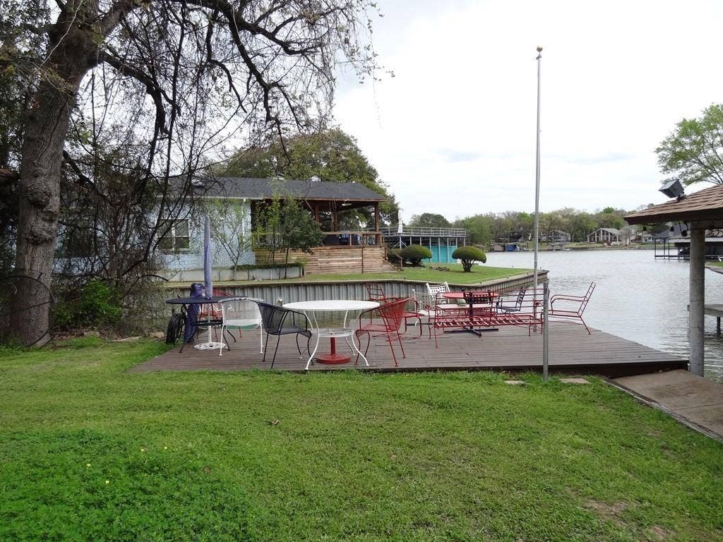 2052 Kanakoa Dr North, Tool, TX 75143 2052 Kanakoa Dr North, Tool, TX 75143