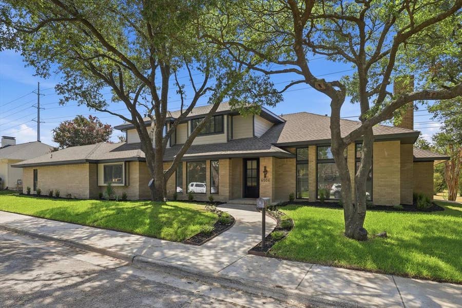 Property photo for 6504 Brentfield Court, Dallas, TX