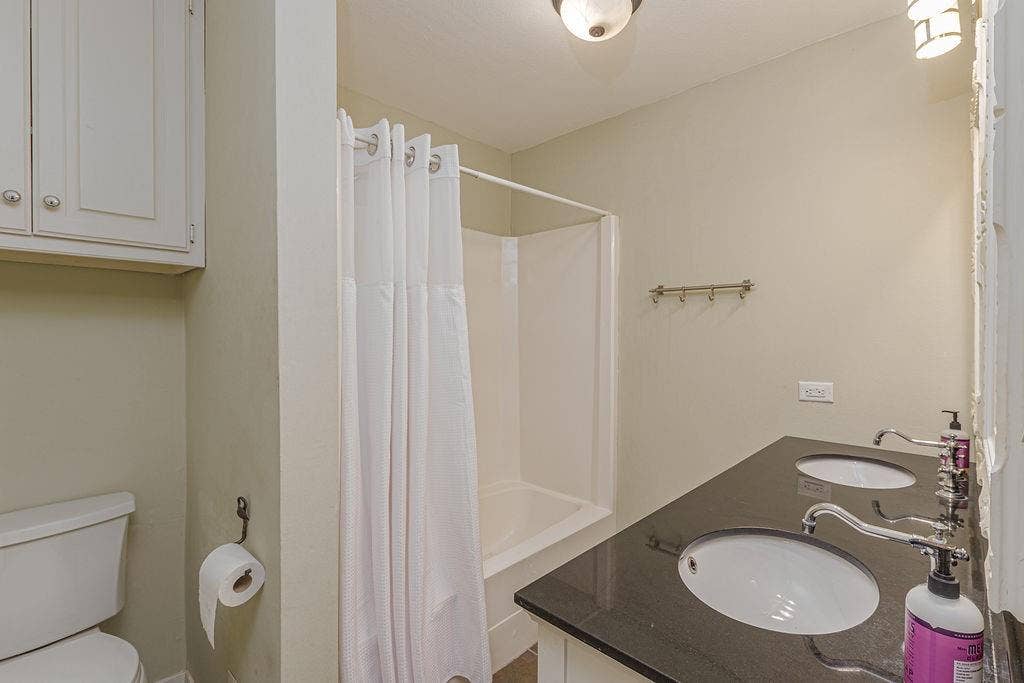 542 Arrowwood Beach Road, Trinidad, TX 75163 542 Arrowwood Beach Road, Trinidad, TX 75163