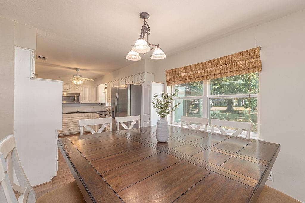 542 Arrowwood Beach Road, Trinidad, TX 75163 542 Arrowwood Beach Road, Trinidad, TX 75163