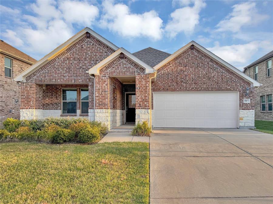 Property photo for 503 Fox Ridge Drive, Princeton, TX