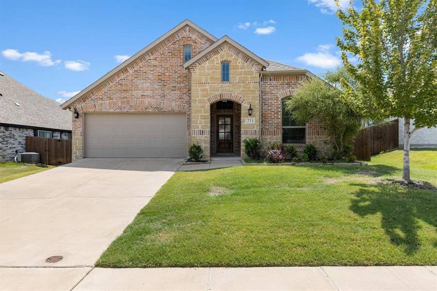 Property photo for 211 Nickolas Drive, Princeton, TX