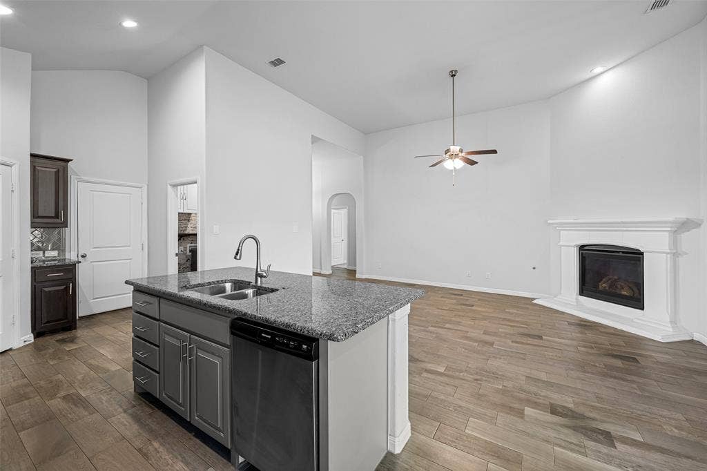 15852 Back Nine Road, Fort Worth, TX 76177