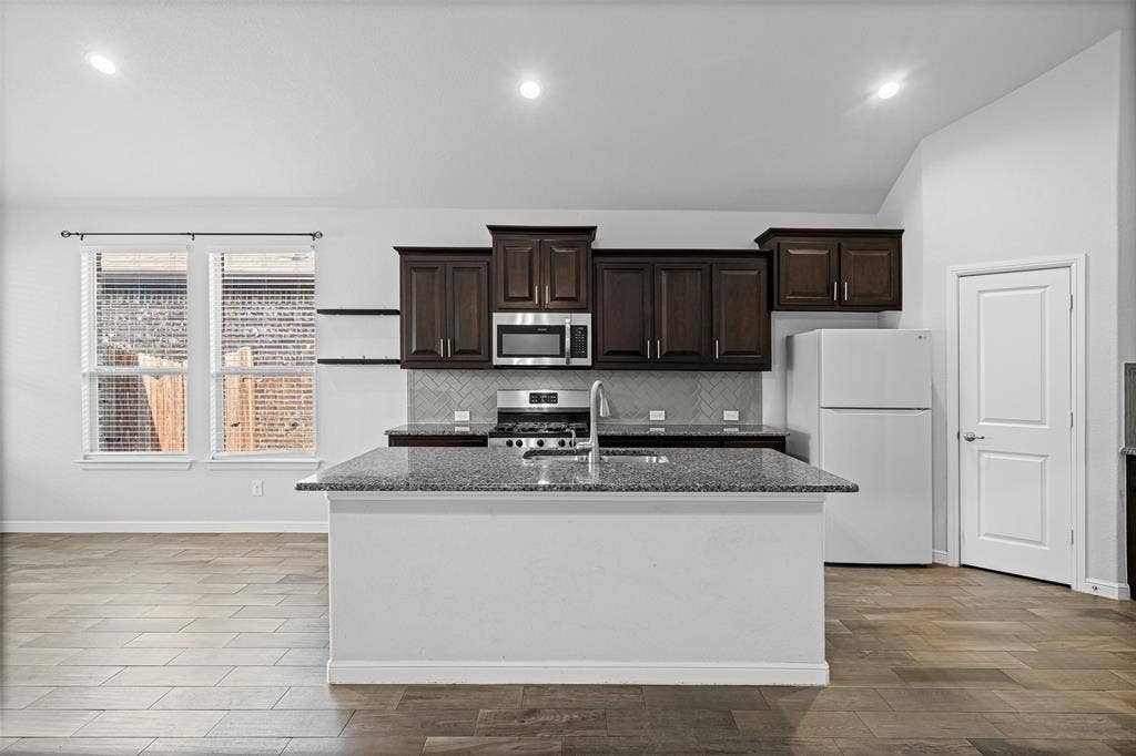 15852 Back Nine Road, Fort Worth, TX 76177