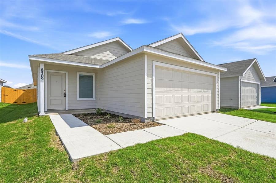 Property photo for 6509 Glade Street, Princeton, TX