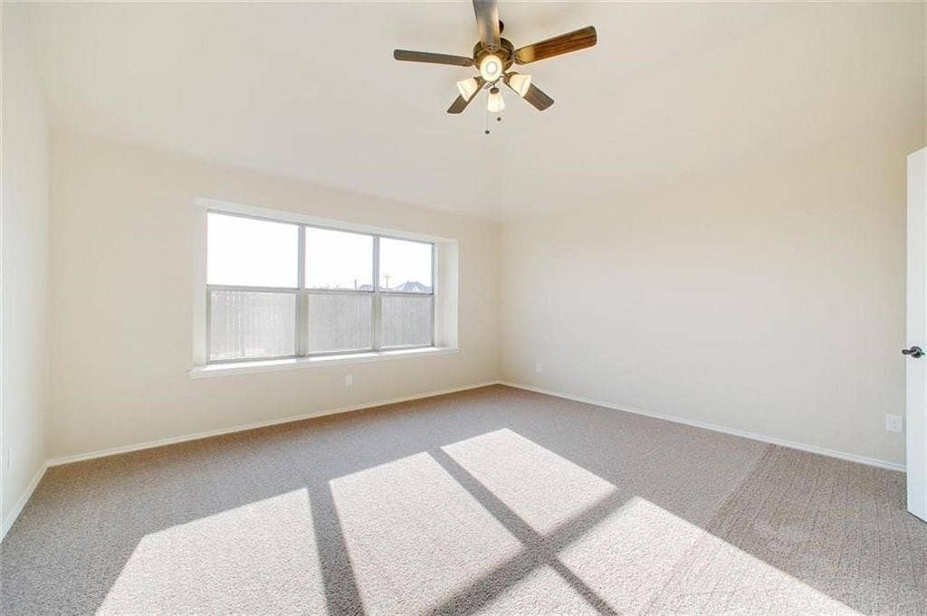 231 Frontier Drive, Waxahachie, TX 75167 231 Frontier Drive, Waxahachie, TX 75167