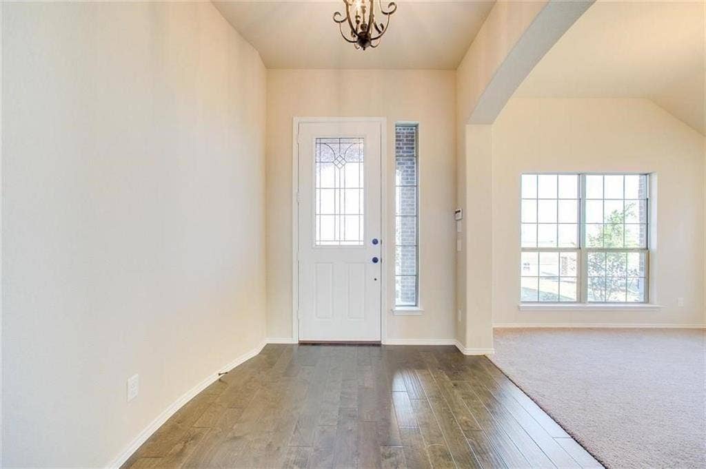 231 Frontier Drive, Waxahachie, TX 75167 231 Frontier Drive, Waxahachie, TX 75167