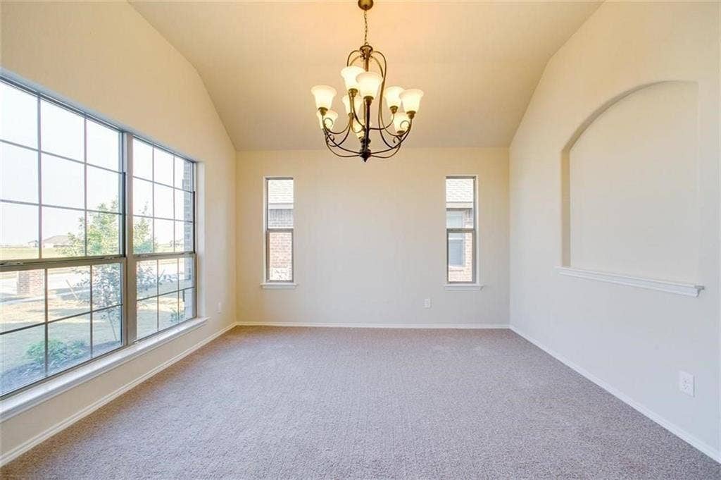 231 Frontier Drive, Waxahachie, TX 75167 231 Frontier Drive, Waxahachie, TX 75167