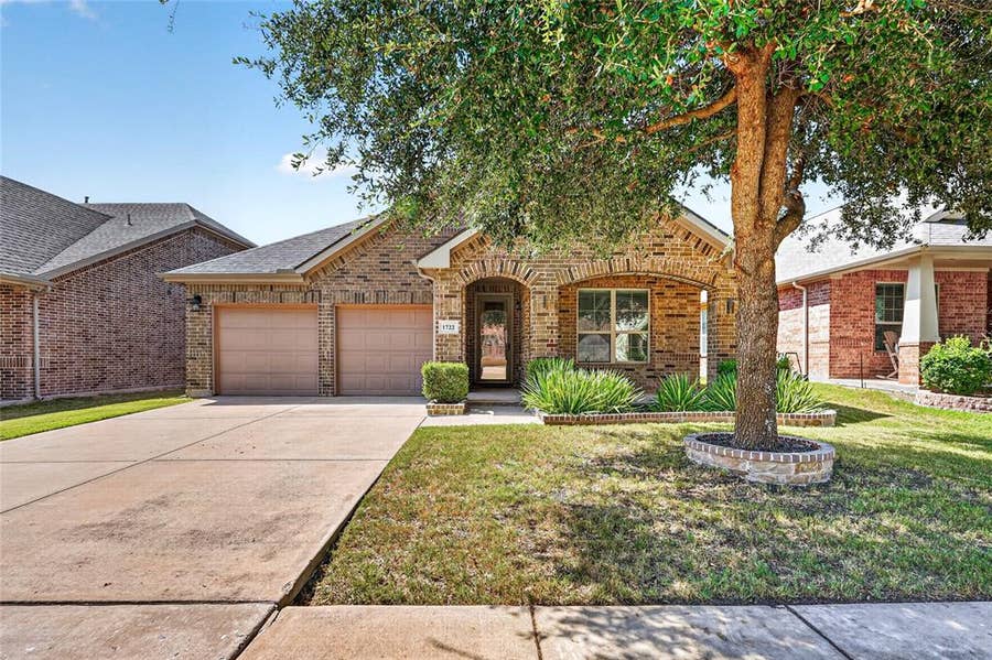 Property photo for 1722 Oak Glen Drive, Wylie, TX