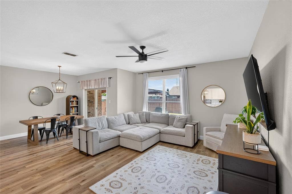 1722 Oak Glen Drive, Wylie, TX 75098