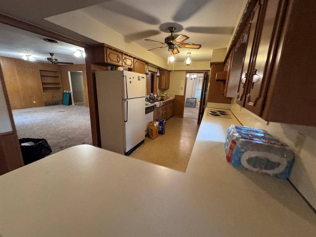 806 Sharpshire Street, Grand Prairie, TX 75050 806 Sharpshire Street, Grand Prairie, TX 75050