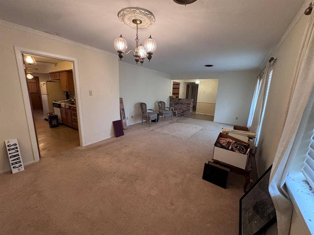 806 Sharpshire Street, Grand Prairie, TX 75050 806 Sharpshire Street, Grand Prairie, TX 75050