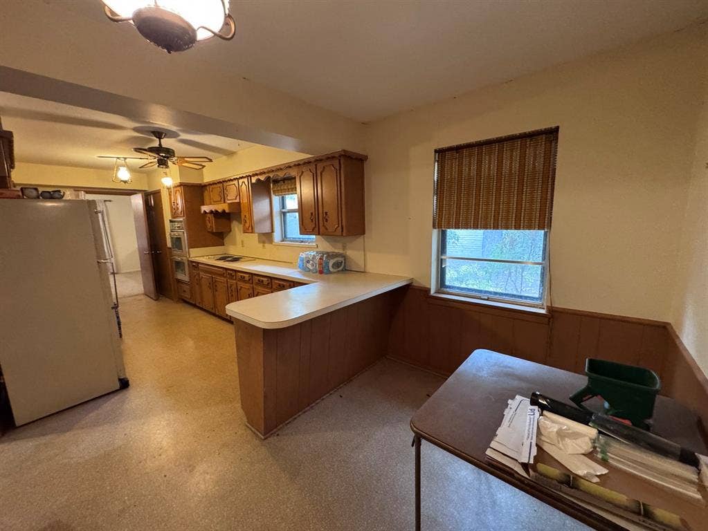 806 Sharpshire Street, Grand Prairie, TX 75050 806 Sharpshire Street, Grand Prairie, TX 75050