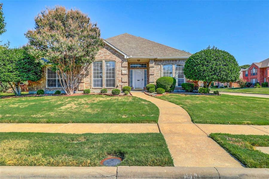 Property photo for 4101 CANDLEWYCK Drive, Plano, TX