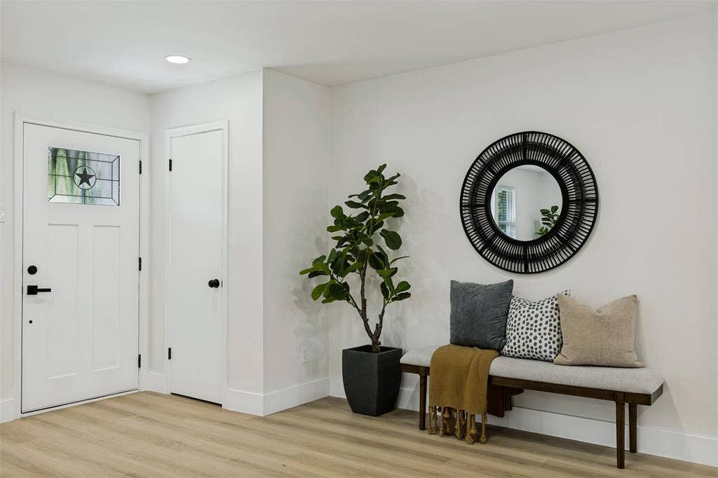 2553 Dorrington Drive, Dallas, TX 75228 2553 Dorrington Drive, Dallas, TX 75228