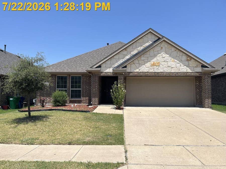 Property photo for 328 Burr Lane, Fate, TX