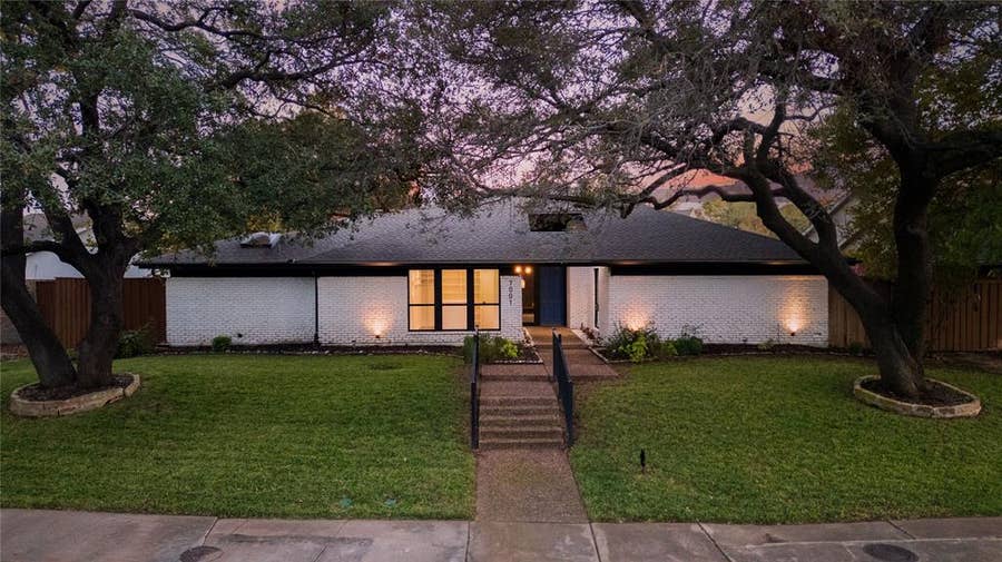 Property photo for 7001 Rocky Top Circle, Dallas, TX