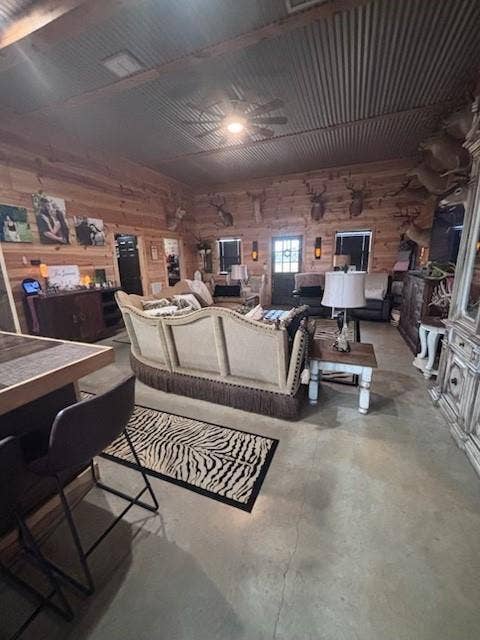 12093 County Road 152 W, Bullard, TX 75757 OPEN FLOOR PLAN - KITCHEN AND FAMILY ROOM