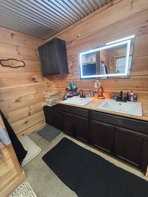 12093 County Road 152 W, Bullard, TX 75757 Primary Bathroom