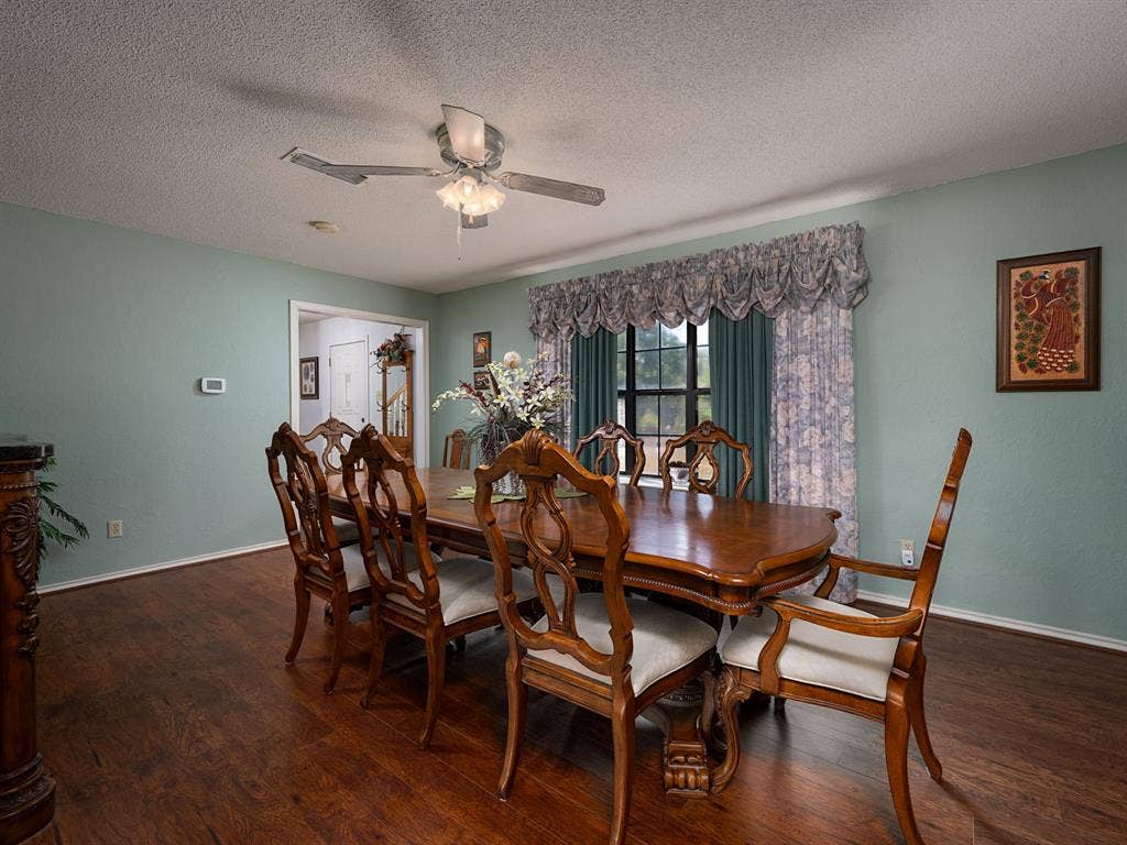 4475 County Road 3800, Athens, TX 75752 Currently used as dining.