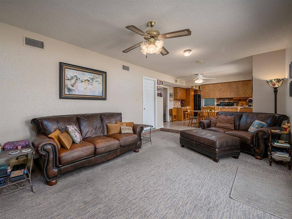 4475 County Road 3800, Athens, TX 75752 4475 County Road 3800, Athens, TX 75752