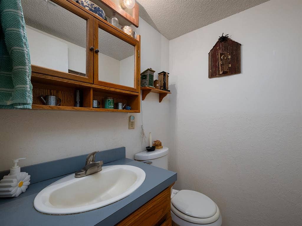4475 County Road 3800, Athens, TX 75752 4475 County Road 3800, Athens, TX 75752