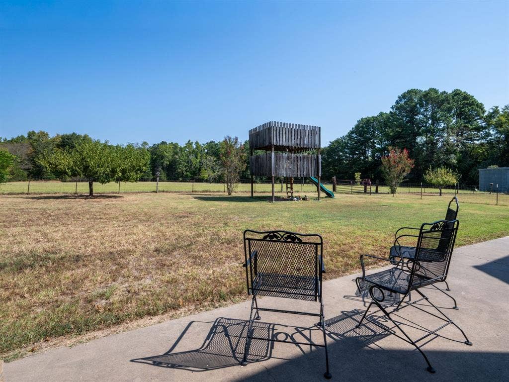 4475 County Road 3800, Athens, TX 75752 4475 County Road 3800, Athens, TX 75752