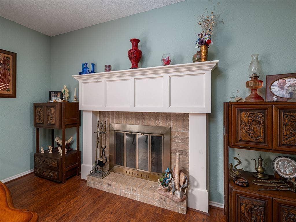 4475 County Road 3800, Athens, TX 75752 Currently used as dining.