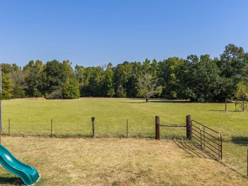 4475 County Road 3800, Athens, TX 75752 4475 County Road 3800, Athens, TX 75752