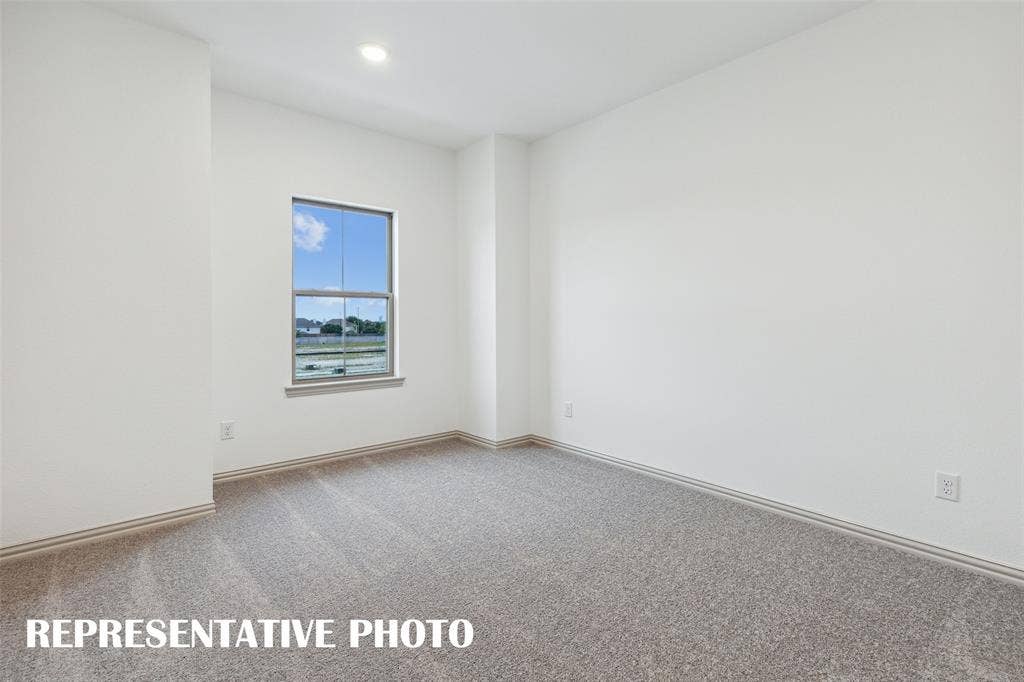 4755 Lunker Street, McKinney, TX 75071 You'll find a nicely sized secondary bedroom in our Boyd floor plan. REPRESENTATIVE PHOTO