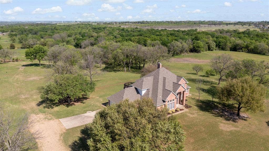 6239-B Fm 879, Ennis, TX 75119 6239-B Fm 879, Ennis, TX 75119