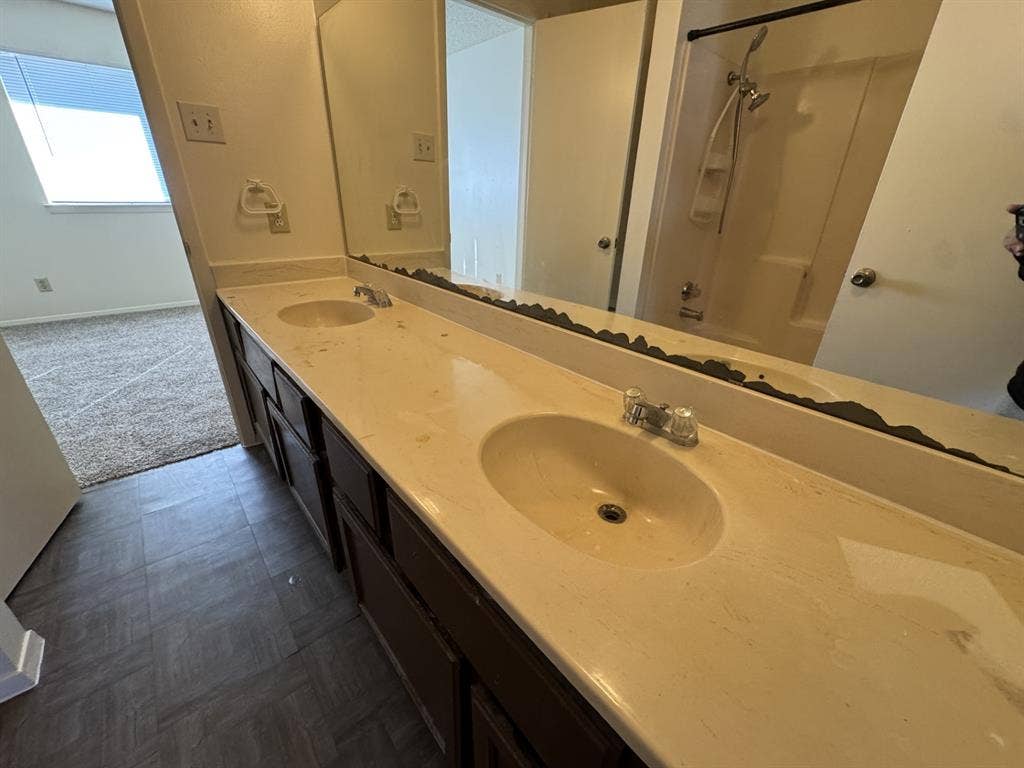 2802 Wimbledon Court, #D, Garland, TX 75041 2802 Wimbledon Court, #D, Garland, TX 75041