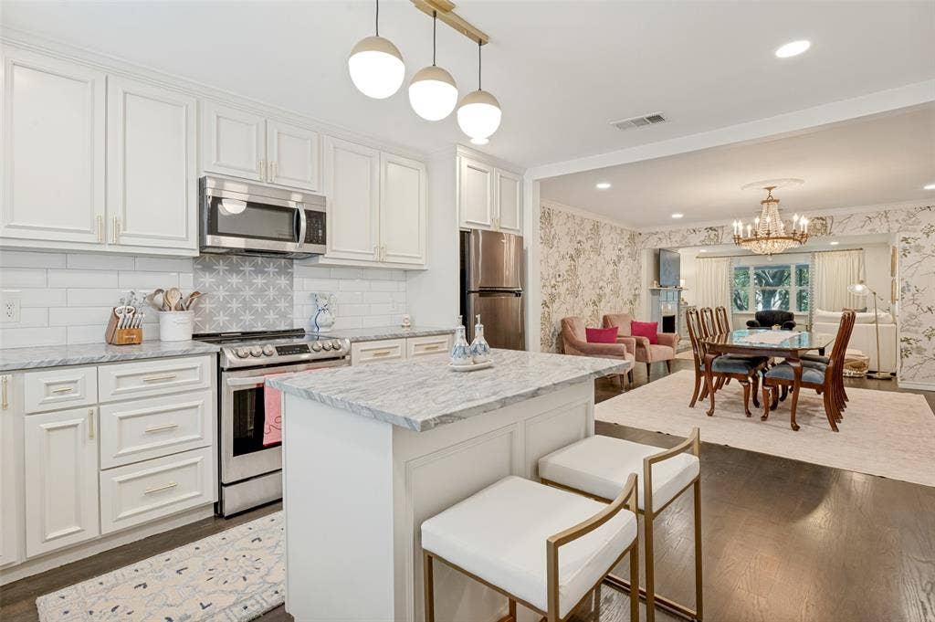 6234 Bandera Avenue, #D, Dallas, TX 75225 6234 Bandera Avenue, #D, Dallas, TX 75225