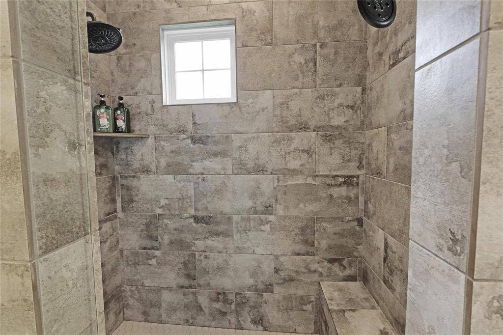 400 Bethel Road, Waxahachie, TX 75167 400 Bethel Road, Waxahachie, TX 75167