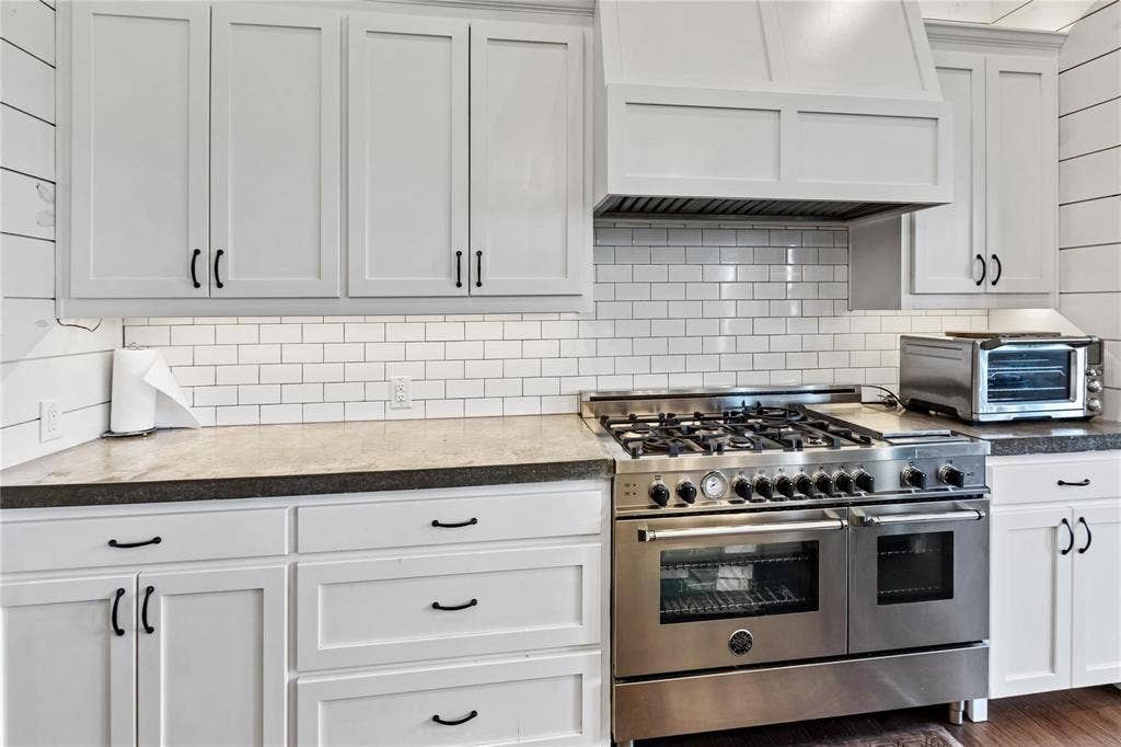 400 Bethel Road, Waxahachie, TX 75167 400 Bethel Road, Waxahachie, TX 75167