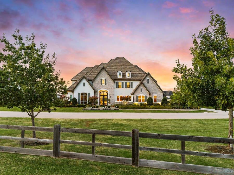 Property photo for 4104 Silverstein Street, Flower Mound, TX